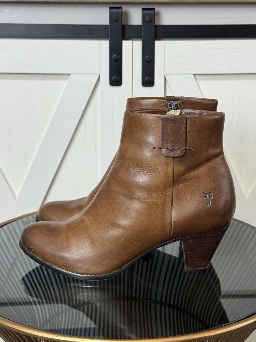 FRYE Phoebe Bootie Womens 7.5 M Cognac Leather Ankle Boots Heeled Zipper 3470020
